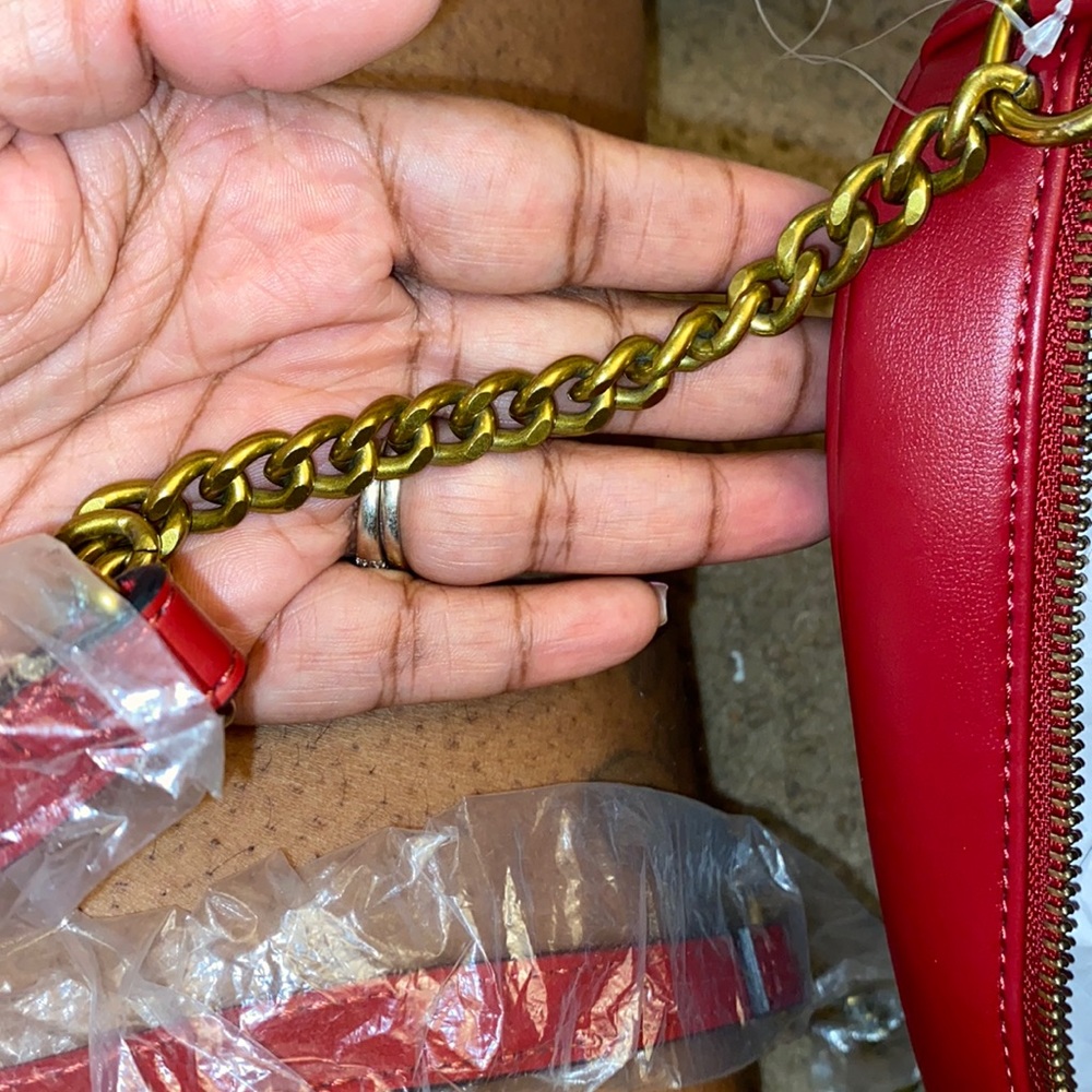 Gucci Red Chevron Quilted GG Crossbody Bag - Picture 6 of 8